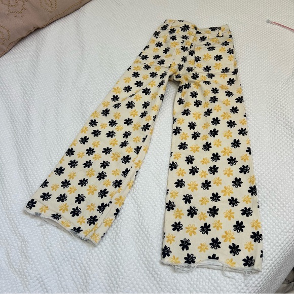 SOLD - Picture 7 of 9